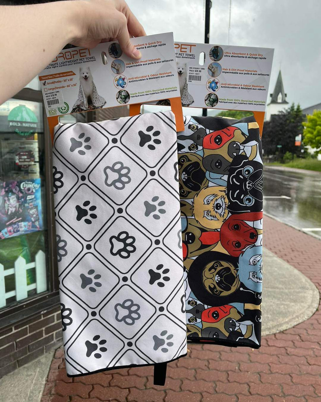 World Of Dogs Pet Towel (30"x29") | BRB Pets