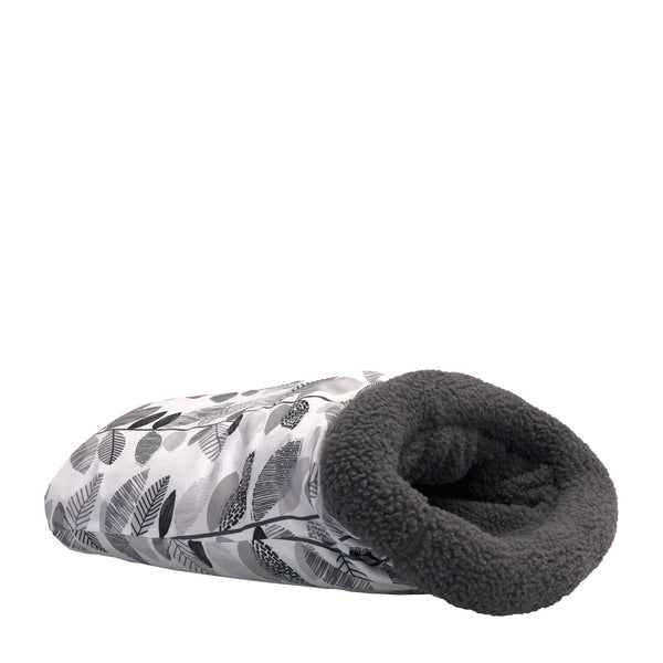Crinkle Cat Bed (Leaf Pattern) | Cloe & Cluzo