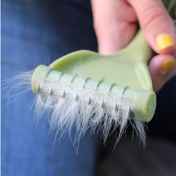 Safari Shed Magic De-Shedding Tool For Dogs (Small, Short-Medium Hair) | Costal Pet Products